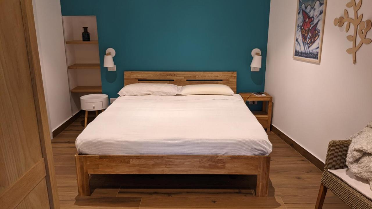 Studio Lalex28 Apartment Aosta Bagian luar foto